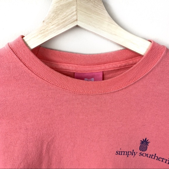 [SOLD]Simply Southern Seek Magic Everyday T Shirt - Picture 4 of 8